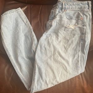 American Eagle  Boyfriend Jeans- Size: 8 Short